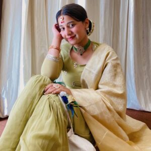 Floral Pendant Kundan and Green Beads Embellished Choker Set for Women