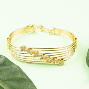 Delicate Contemporary American Diamond Bracelet for Women