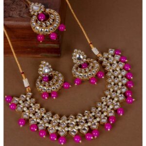 Gold Toned Kundan and Pink Beads Jewellery Set with Earrings and Maang Tikka for Women