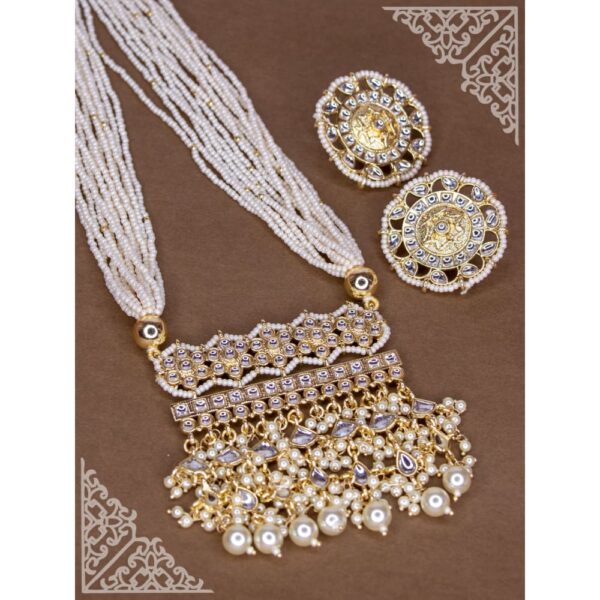 ACCESSHER White Kundan and Pearl Beaded String Long