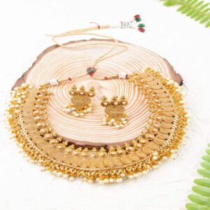 Traditional Gold Plated Coin Choker Necklace Set with Pearls for Women