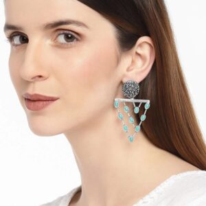 Warli design inspired Dangle earring with Emrald stone