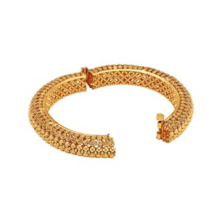 ACCESSHER Set of 2 Gold Plated Traditional Rajwadi Jewellery Inspired Ethnic Filigree Style Screw Closure Bangles/Kada/Festive Bangles for Women and Girls